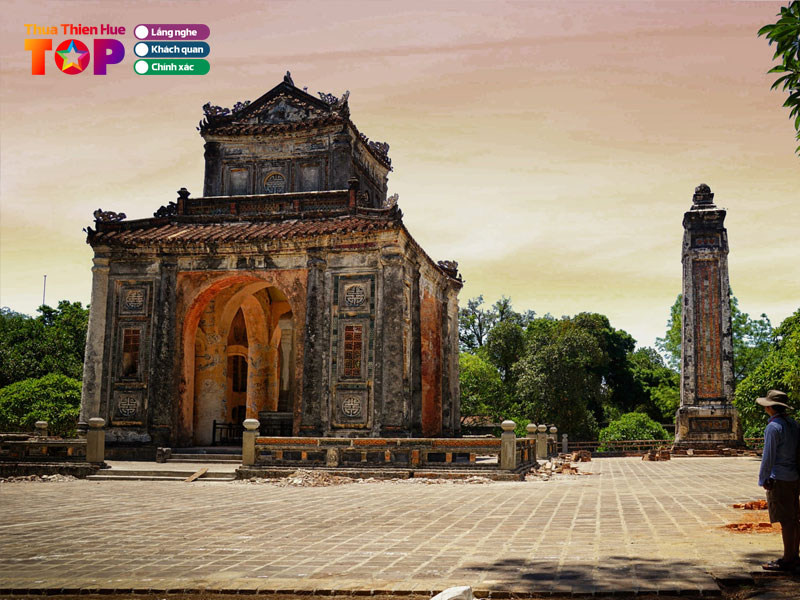 nhung-luu-y-can-thiet-khi-tham-quan-lang-tu-duc-hue-huetoplist