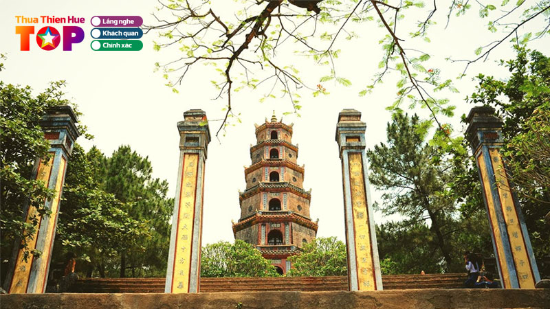 top-10-ngoi-chua-o-hue-linh-thieng-nhat-dinh-phai-den-huetoplist