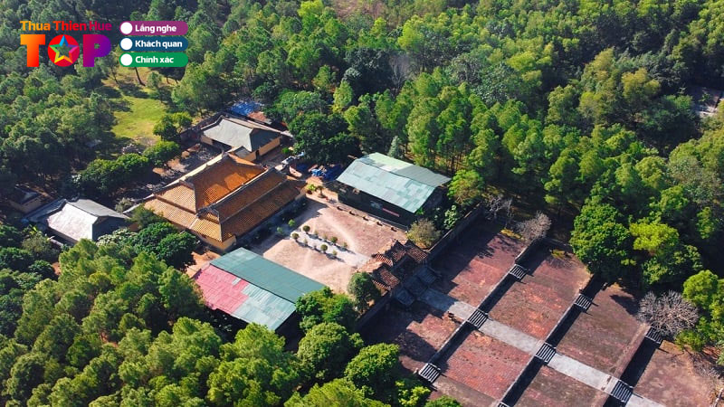 lang-thieu-tri-hue-diem-nhan-kien-truc-doc-dao-noi-co-do-huetoplist