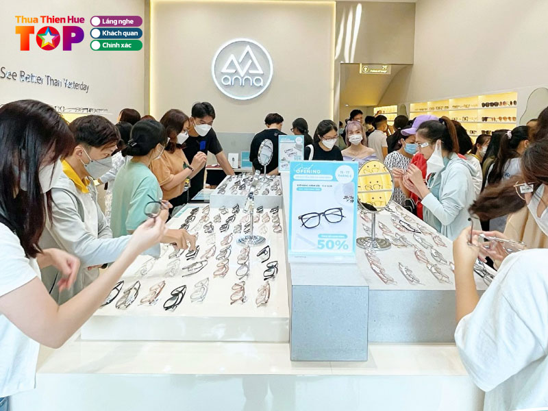 Kinh-mat-anna-huetoplist