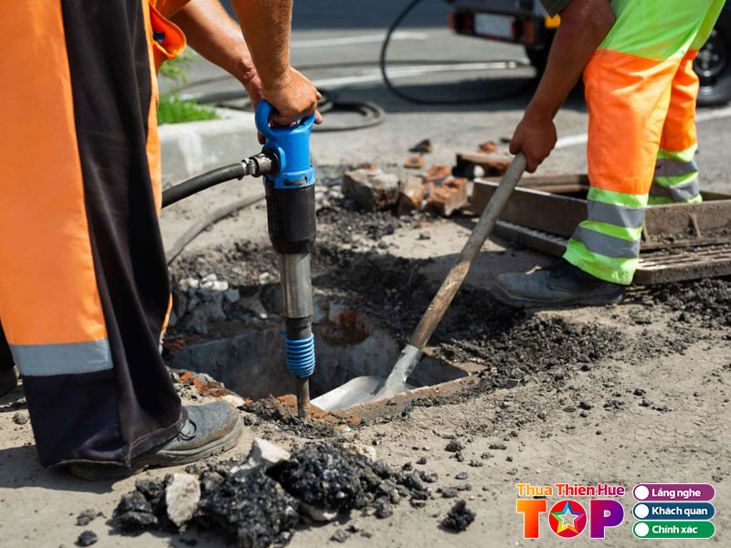 Cong-ty-ve-sinh-moi-truong-hue-huetoplist