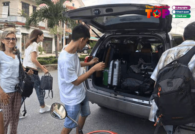 Cac-dich-vu-cua-xe-ghep-thuan-phat-huetoplist