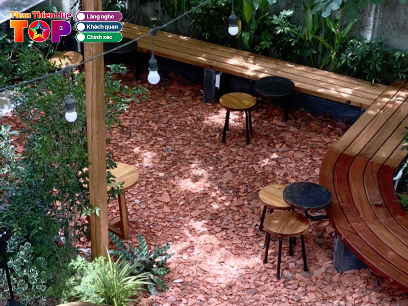 Midori-coffee-bakery-huetoplist