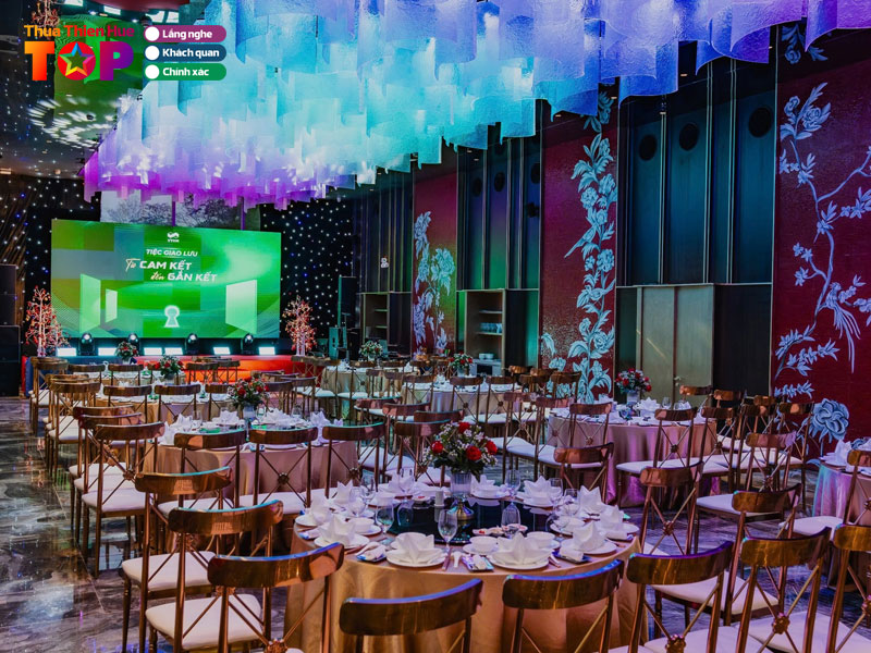 Hue-times-square-huetoplist